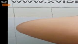 My girlfriend gives me a dance in the toilet