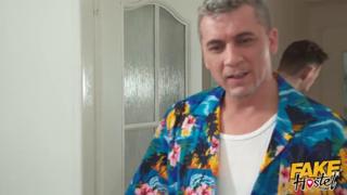 Collegiate cutie gets raw creampie action, sloppy blowjobs and anal👌 probing in group debut