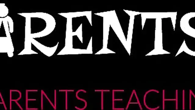 Blonde mature woman with natural breasts enjoys oral😜 in a fiery trio