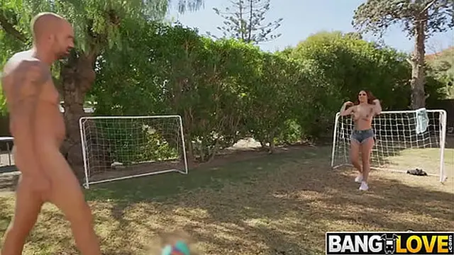 Strip Down Soccer Potro De Bilbao &mdash;  Alice Fantasy