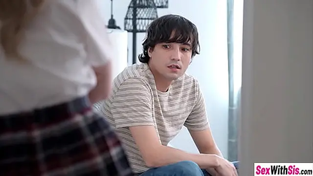 Hot stepsister teen comes pretty horny and wet and wanted hardcore fucking