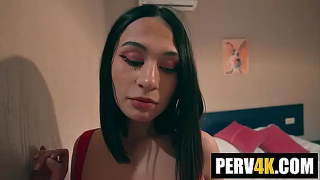 Her Rule-Breaking Big Ass Sucks and Fucks Manager’s Huge Cock for a Cumshot Memory!