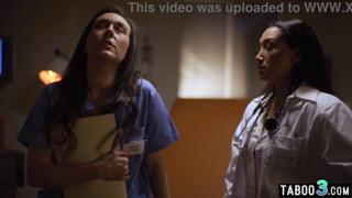 Seductive Latina doc Vicki Chase leads naive nurse Sinn Sage down naughty😈 lesbian lane