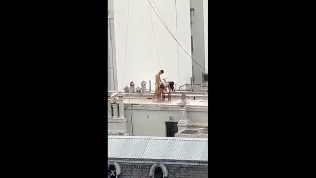 Public pussy pounding in Colombia