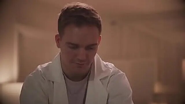 Sweet Latina gives mind-blowing pussy massage